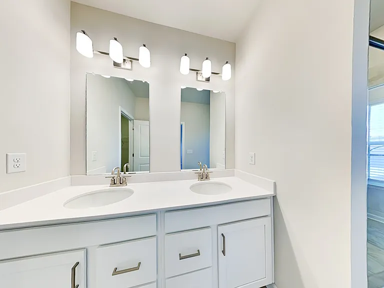 321 Sammon Way — Photo 9