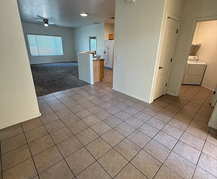 6694 S Avenida — Photo 8