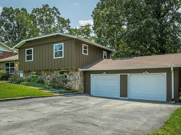 2nd image of 9211 Village Wood Dr