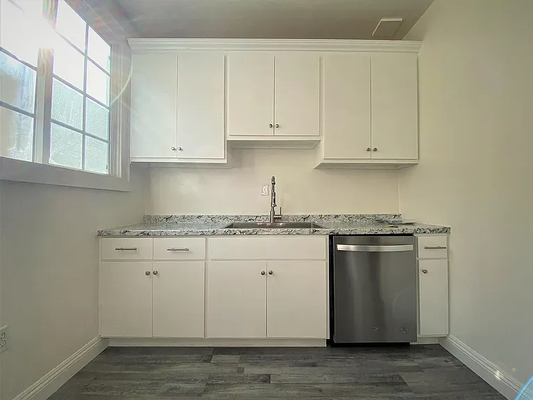 133 S Saint Andrews Pl #3 — Photo 9
