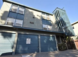 528 31st St APT 206, Oakland, CA 94609