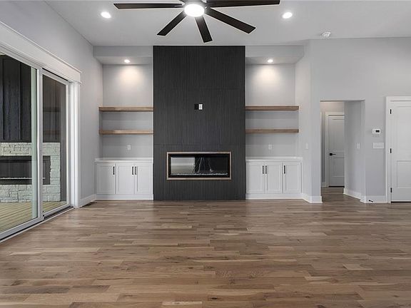 5th image of 11415 Rye Dr