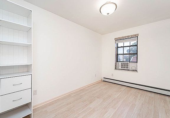 4th image of 46-03 Broadway #2C