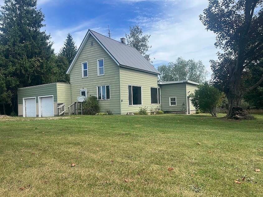 1st image of 4364 N Stiles Rd