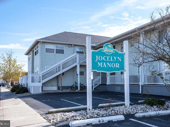 207 8th St #203E, Ocean City, MD 21842