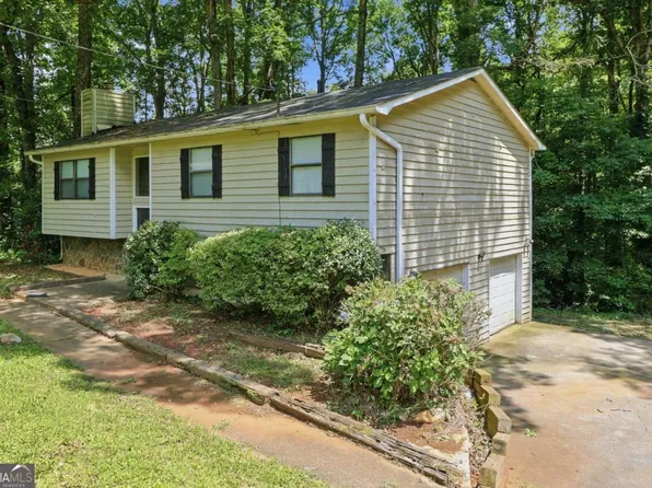 3750 Junior Ln, Douglasville, GA 30135