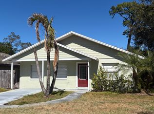 1105 E Oakwood St, Tarpon Springs, FL 34689
