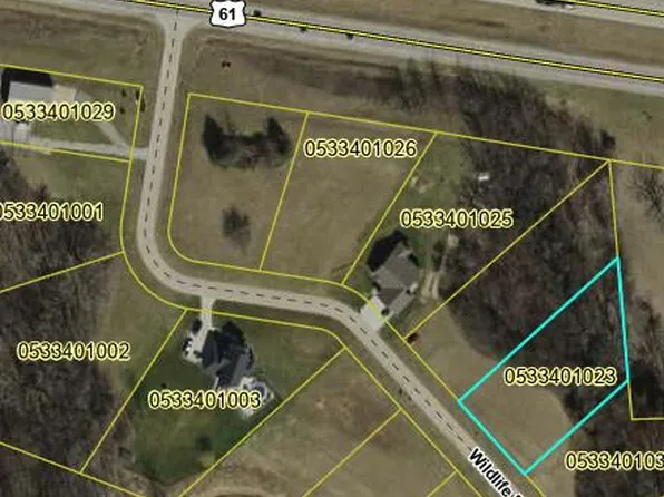 1525 Wildlife Dr, Blue Grass, IA 52726