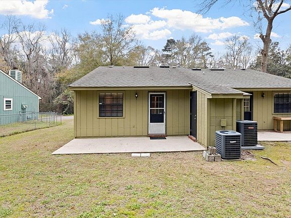 5th image of 2208 Victory Garden Ln