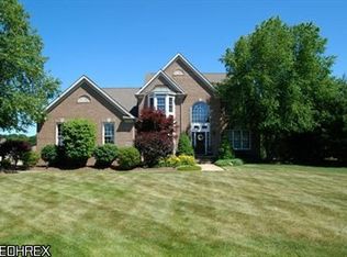 701 Salisbury Way, Akron, OH 44321