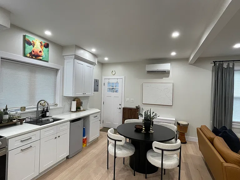 290 Clifton Ave — Photo 22