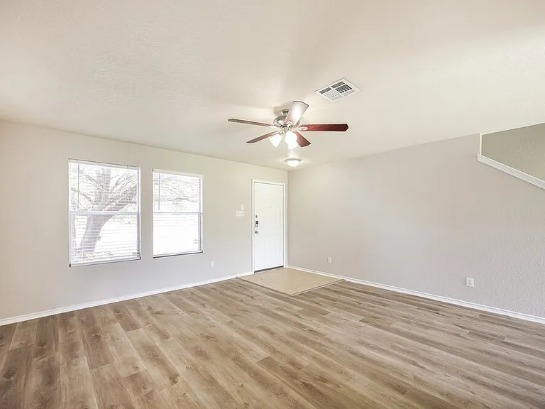 4943 Mesa Bonita — Photo 6