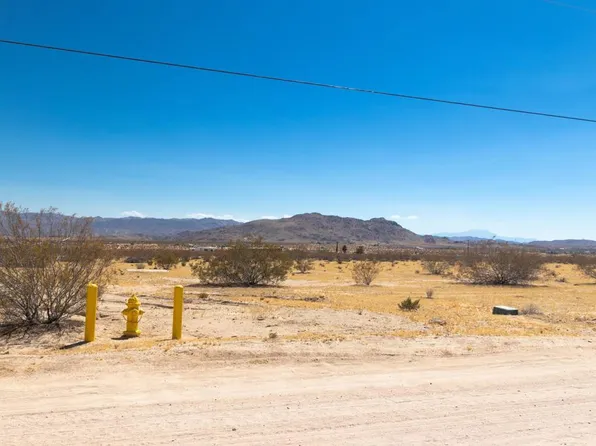 61595 La Brisa Dr, Joshua Tree, CA 92252