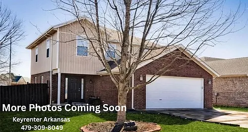 3705 SW Hansom Loop Photo 1
