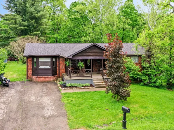 6655 Teeters Ln, Martinsville, IN 46151