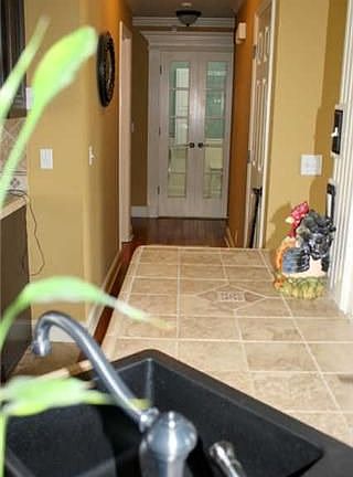 2nd image of 215 Cobblefield Ave