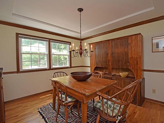 5th image of 5949 Shallow Creek Dr