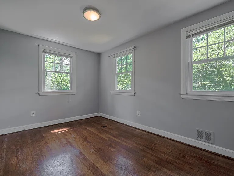 4603 Guilford Pl — Photo 18