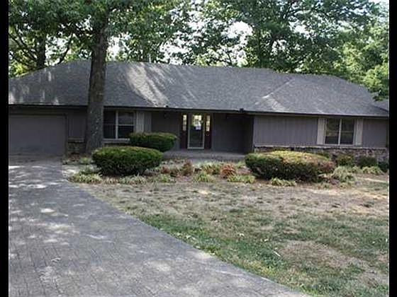 1st image of 103 S Nita Ln