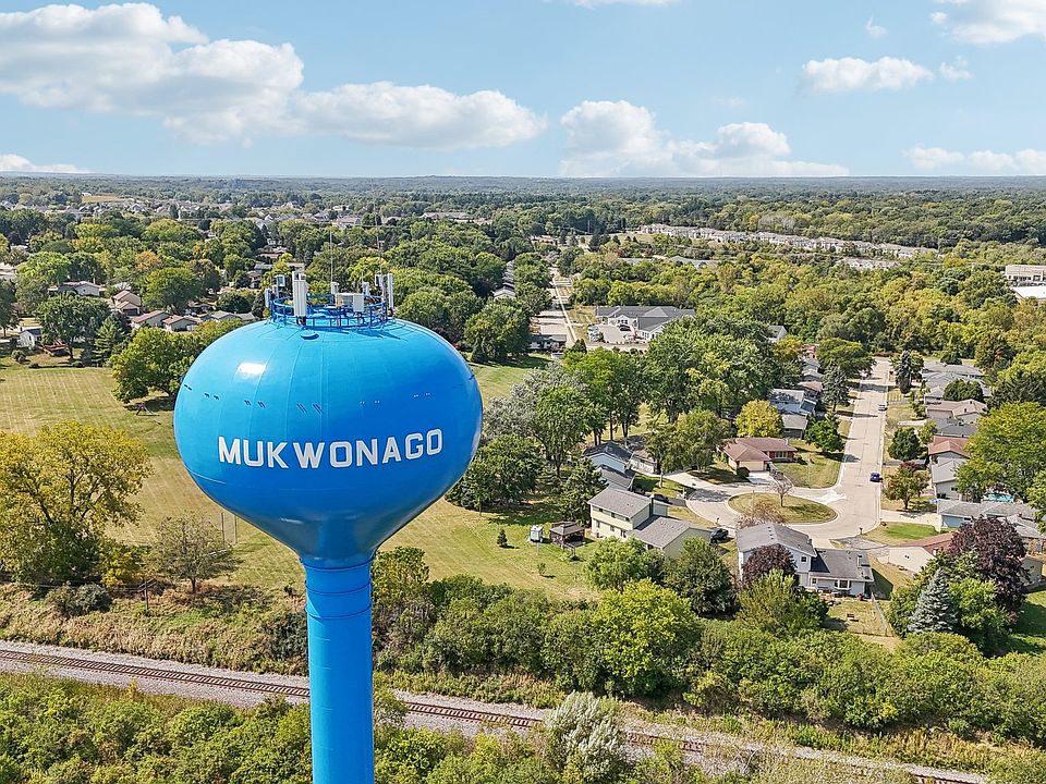 Mukwonago, WI