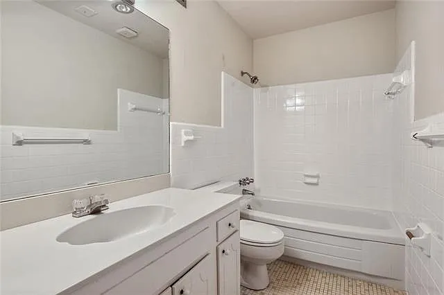 2700 Whitney Pl #826 — Photo 9