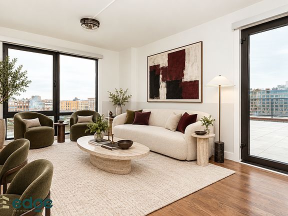 2nd image of 115 Stanwix St #451
