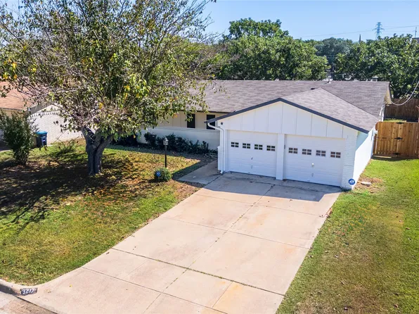 3217 Fargo Ct, Fort Worth, TX 76133
