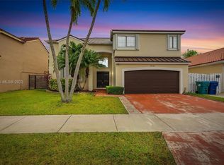 9719 SW 154th Pl, Miami, FL 33196