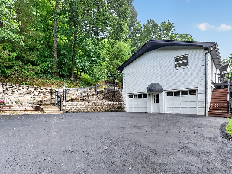 5161 Granny White Pike — Photo 56