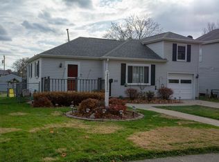 313 W Main St, Mount Morris, IL 61054