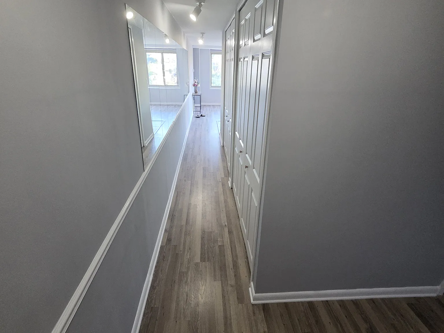 2 bed, 1083 sqft, $3,400 — Photo 4