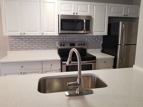 2nd image of 816 W Tiffany Dr APT 3