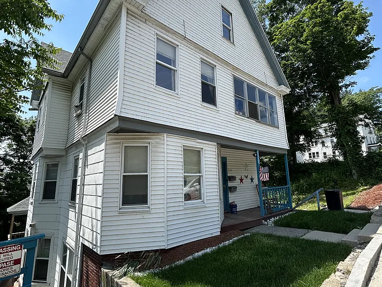 254 Belmont St #G — Photo 12