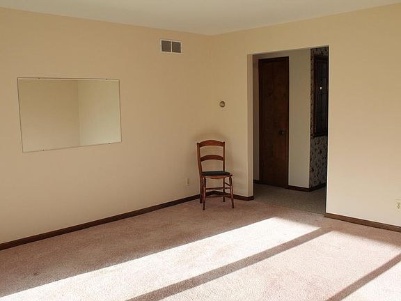 5th image of 5767 Leisure South Dr SE