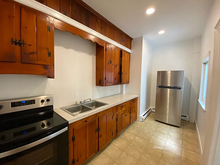 80 Masonic St #3 — Photo 9