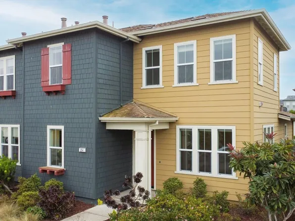 254 Boardwalk Ave, Marina, CA 93933