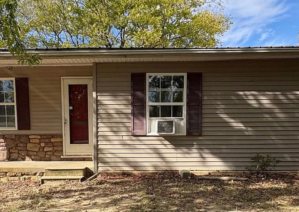 374 Etoile Rd