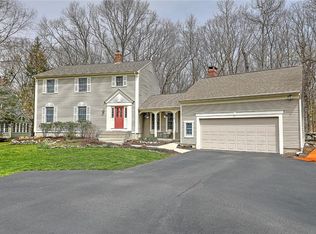 4 Glen Ellen Dr, Cumberland, RI 02864