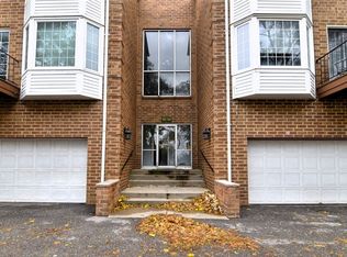 20996 Detroit Rd #1, Rocky River, OH 44116