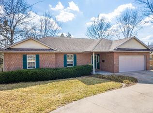 1904 W Broadway, Columbia, MO 65203