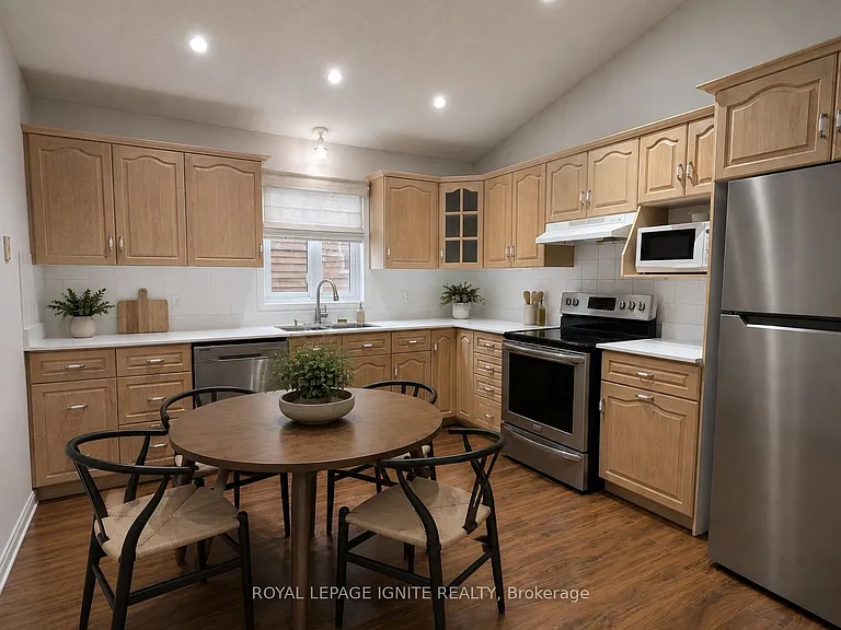 461 Eastbridge Blvd — Photo 4