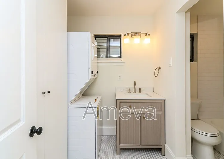 755 Saint Charles Ave NE #2 — Photo 12