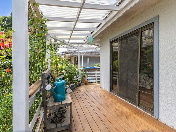 4th image of 34282 Catchpole Ave