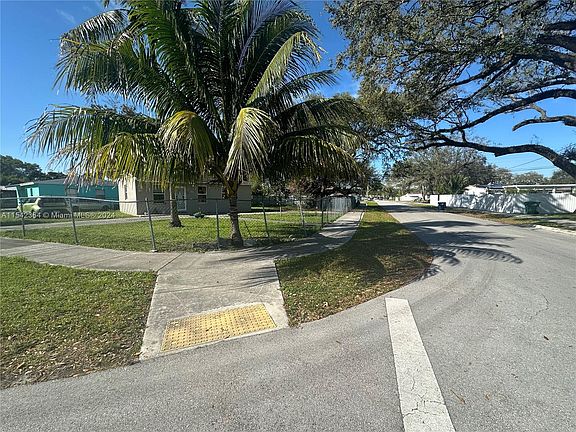 4th image of 3001 NW 164th Ter