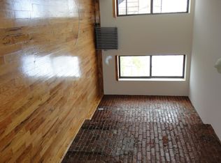 889 Manhattan Ave APT 2R, Brooklyn, NY 11222