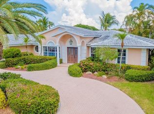 549 Spinnaker Ln, Longboat Key, FL 34228