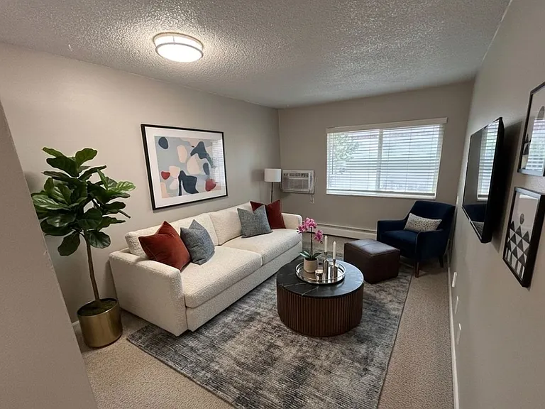 The Shores at Lakeview — Photo 18