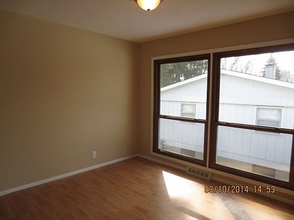 4th image of 1414 Jewel Ave