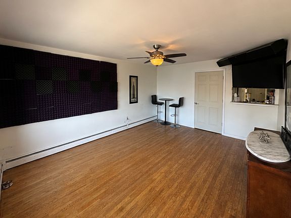 2nd image of 14 Waldo Ave #3D