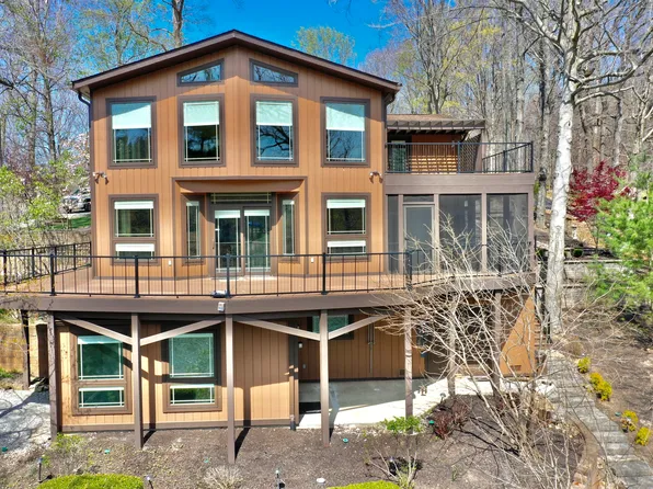 4465 W Grouse Dr, Trafalgar, IN 46181